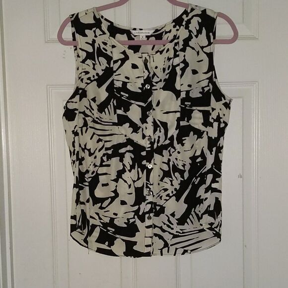 Croft & Barrow printed button down  top Sz M - Picture 1 of 5